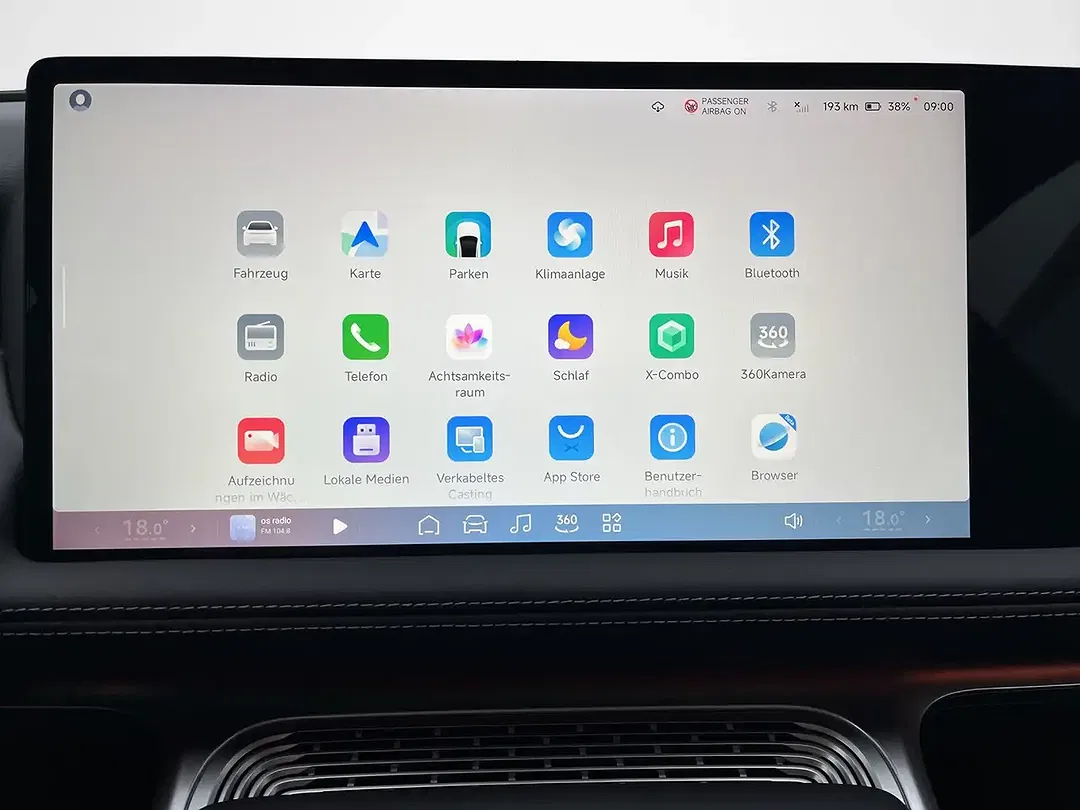 Xpeng G9 AWD Performance - Thumbnail 10