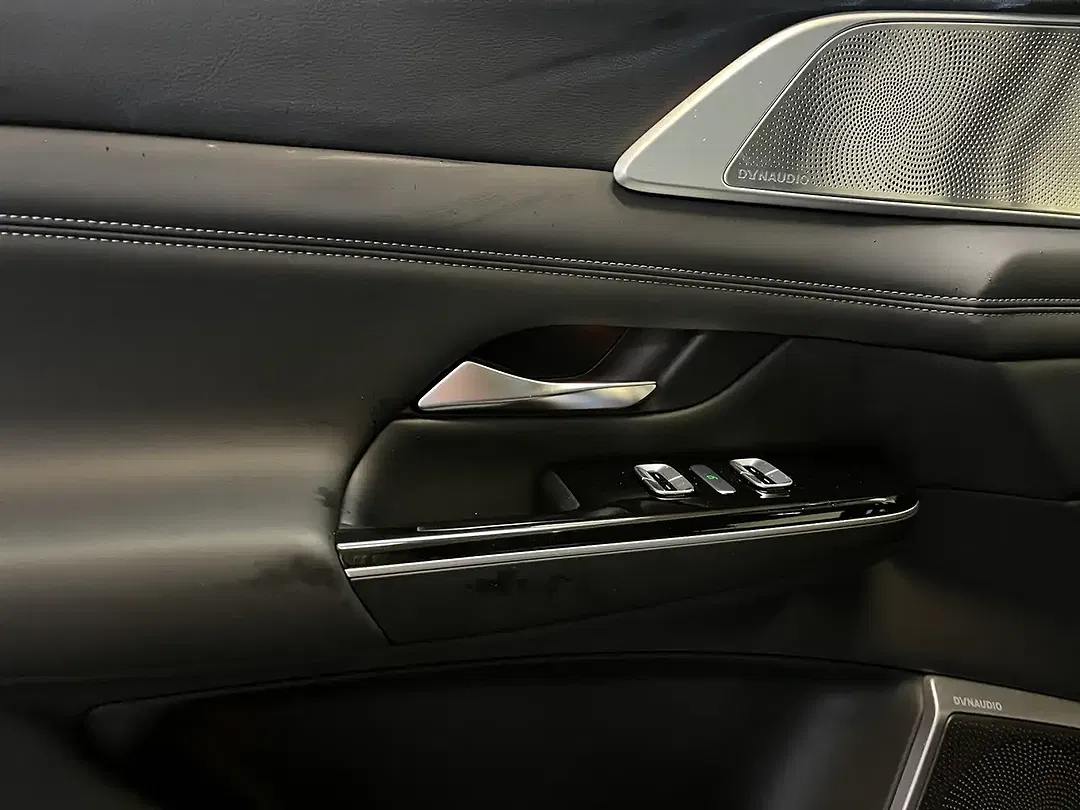 Xpeng G9 AWD Performance - Thumbnail 6