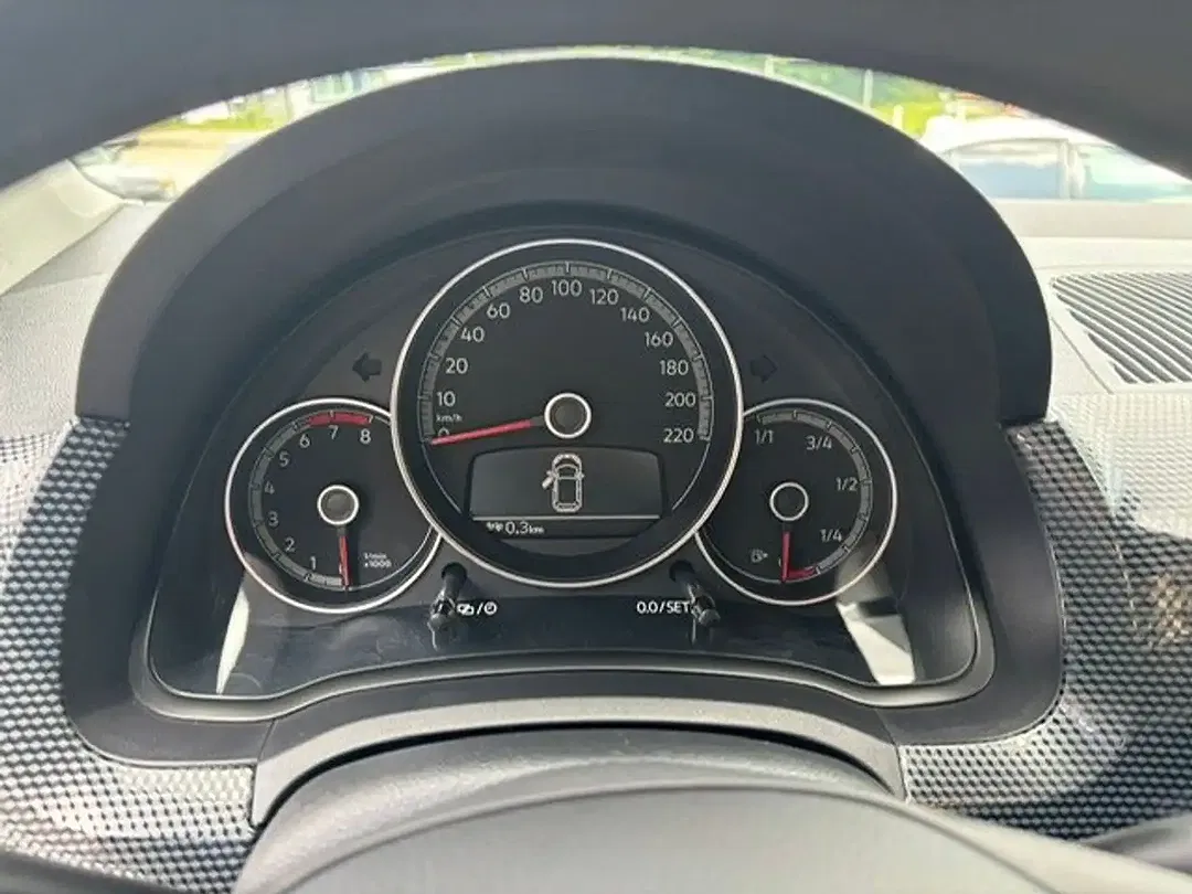 Volkswagen up! Move - Thumbnail 5