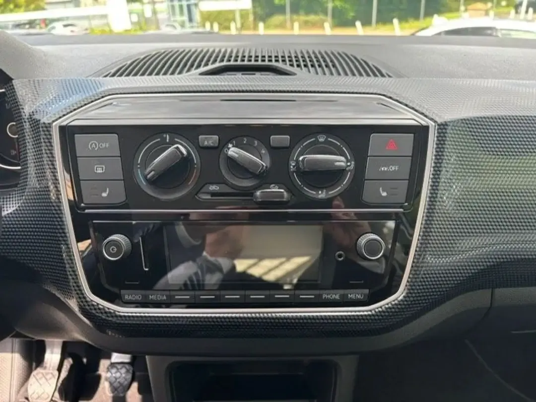 Volkswagen up! Move - Thumbnail 8