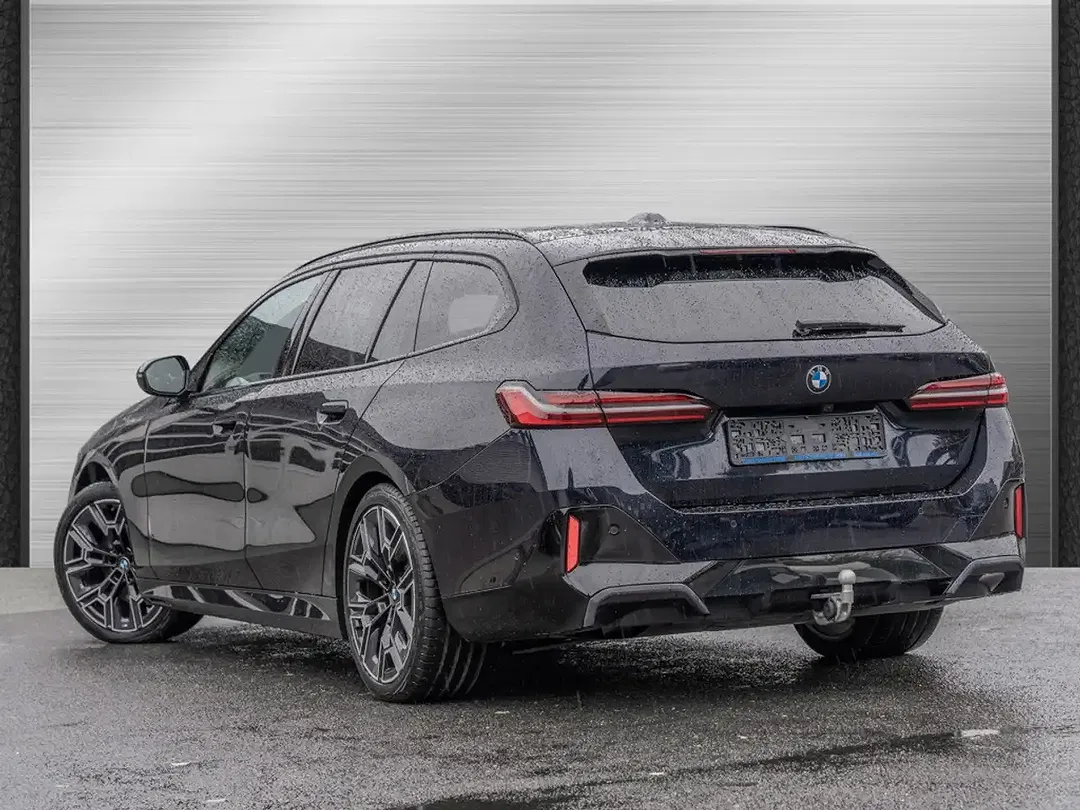 BMW 540 xDrive M Sport Touring - Thumbnail 3