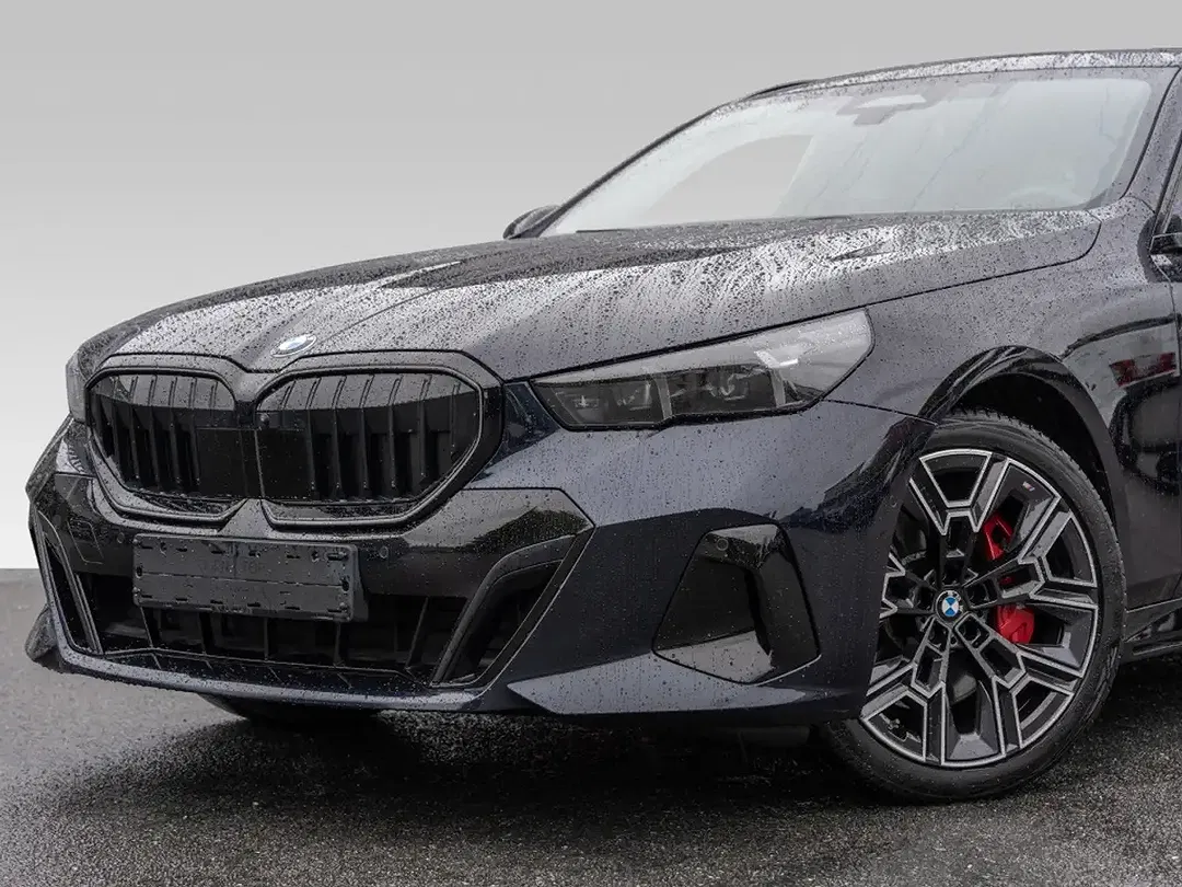 BMW 540 xDrive M Sport Touring - Thumbnail 4