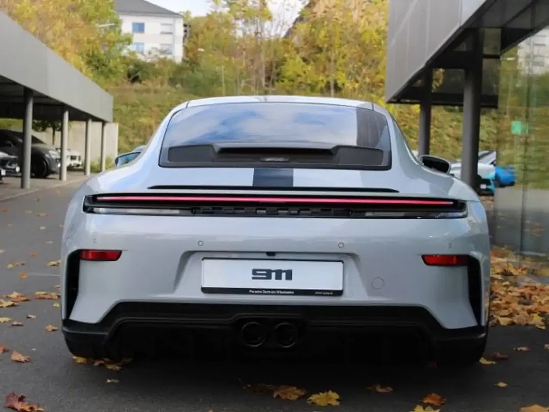 Porsche 992 GT3 Touring - Thumbnail 11