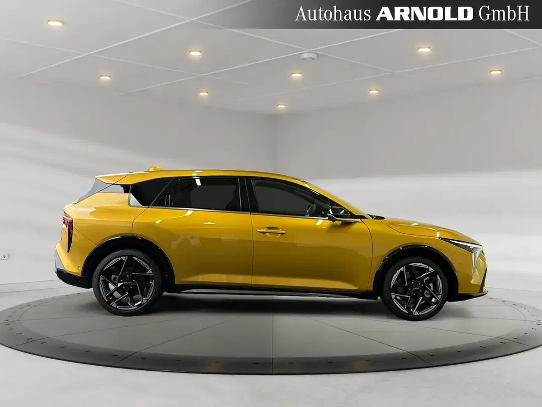 Kia K4 1.6 T-GDI GT-Line - Thumbnail 5