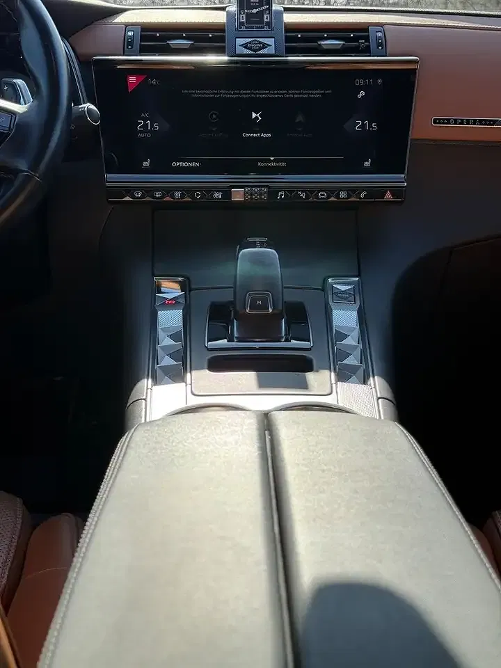 DS Automobiles DS 7 Crossback - Thumbnail 13