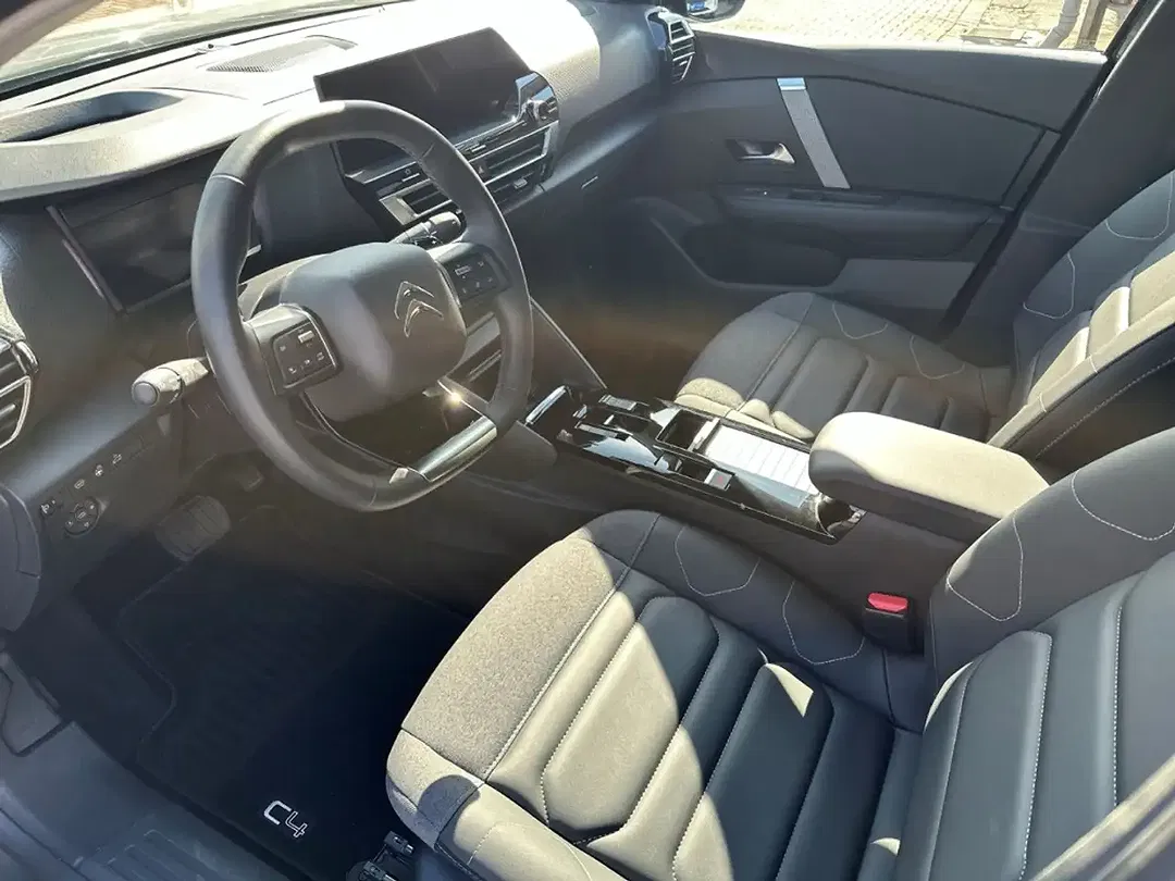 Citroen C4 1.2 PureTech EAT8 Shine - Thumbnail 8
