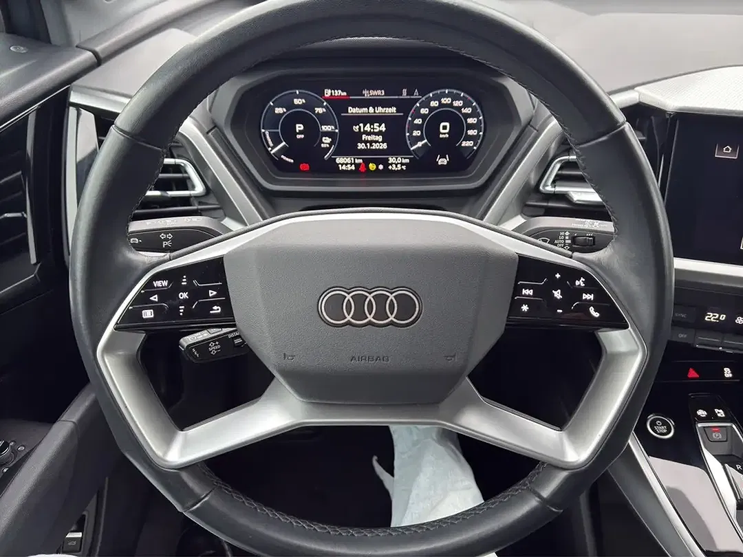 Audi Q4 e-tron 35 - Thumbnail 11