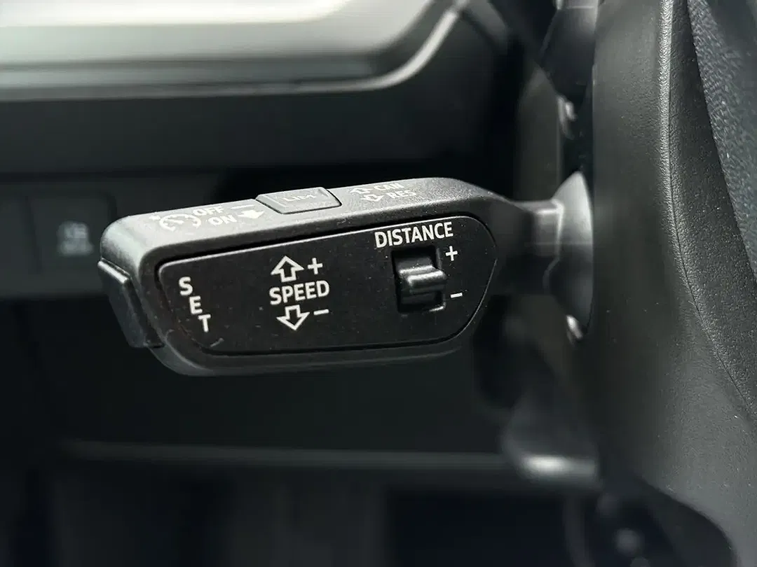 Audi Q4 e-tron 35 - Thumbnail 13