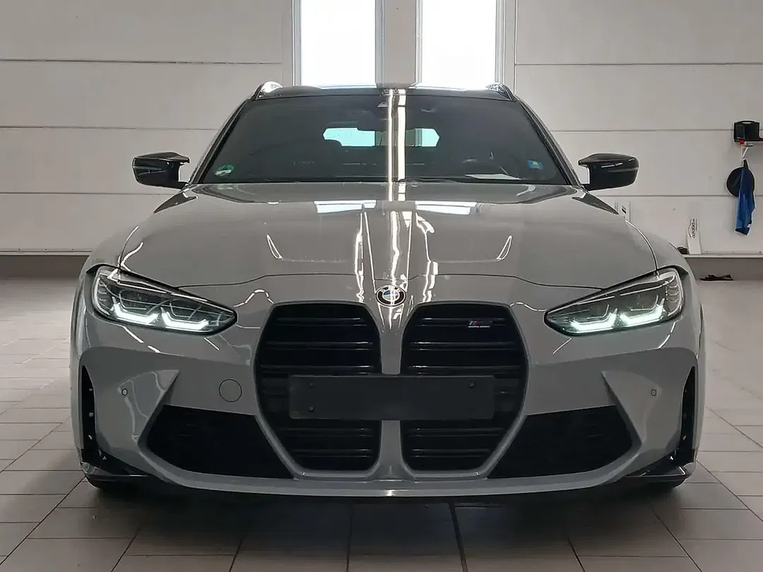 BMW M3 xDrive Competition Touring - Thumbnail 4