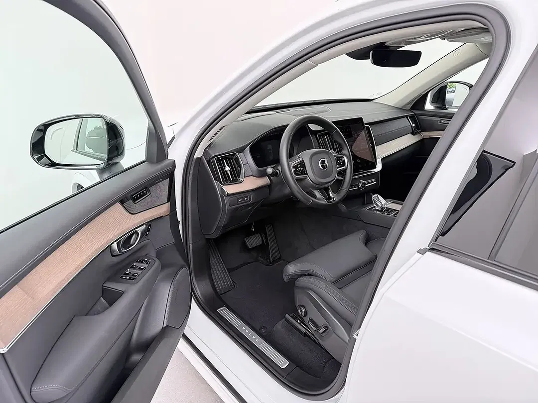 Volvo XC90 T8 AWD Plus Dark - Thumbnail 11