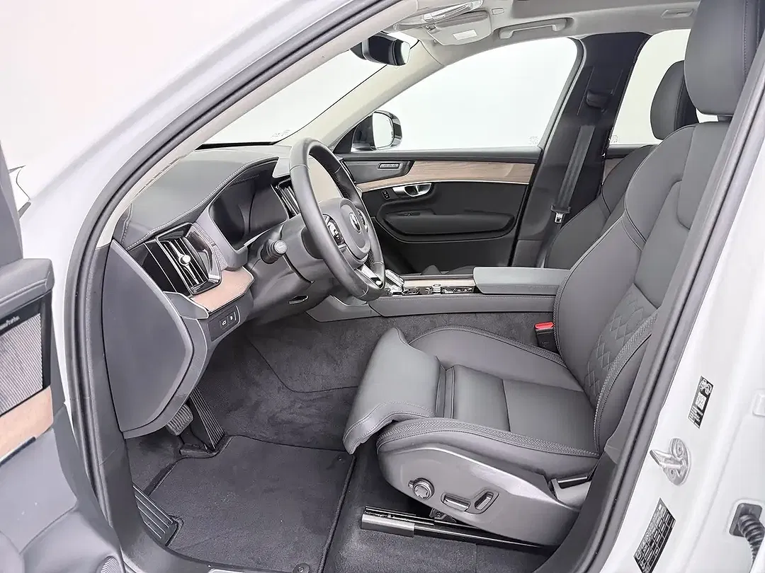 Volvo XC90 T8 AWD Plus Dark - Thumbnail 12
