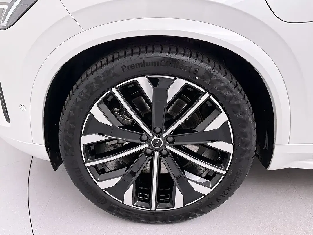Volvo XC90 T8 AWD Plus Dark - Thumbnail 9