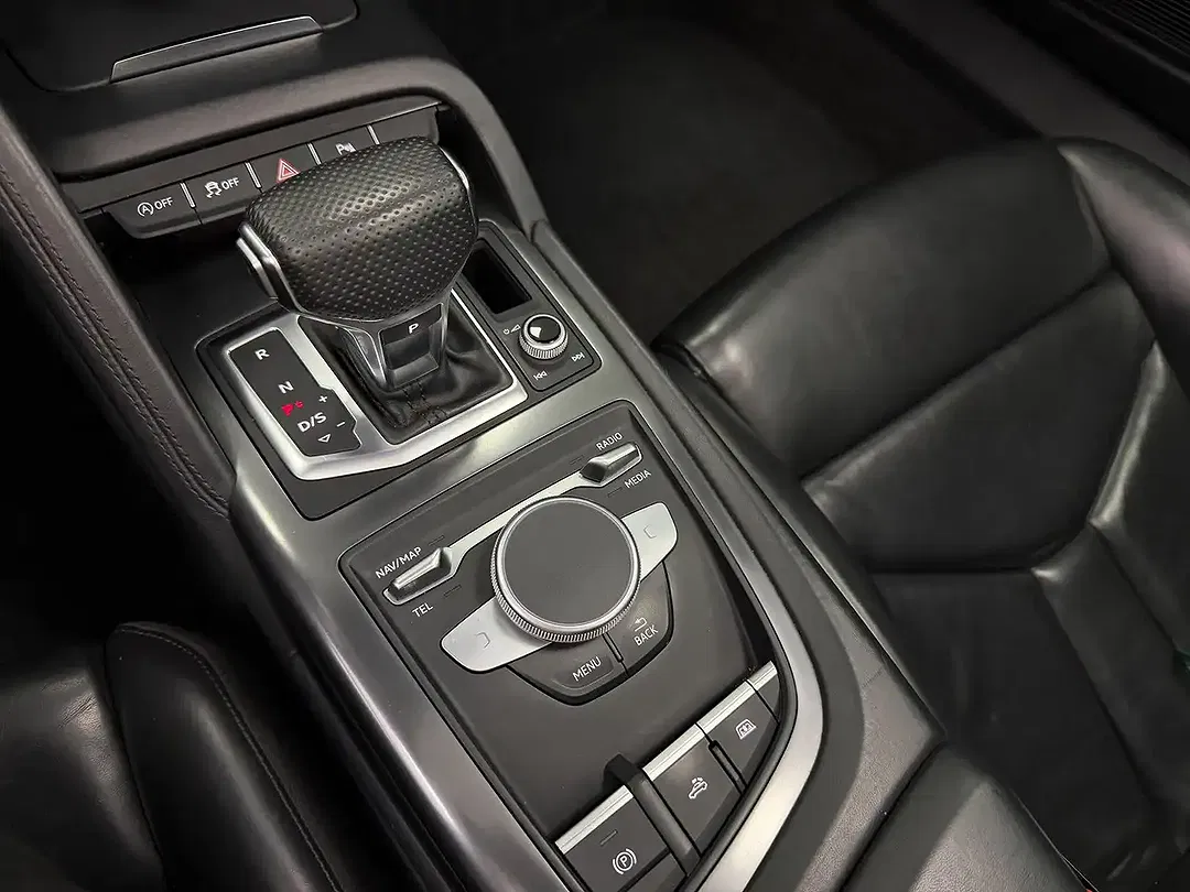 Audi R8 5.2 V10 FSI quattro performance - Thumbnail 12