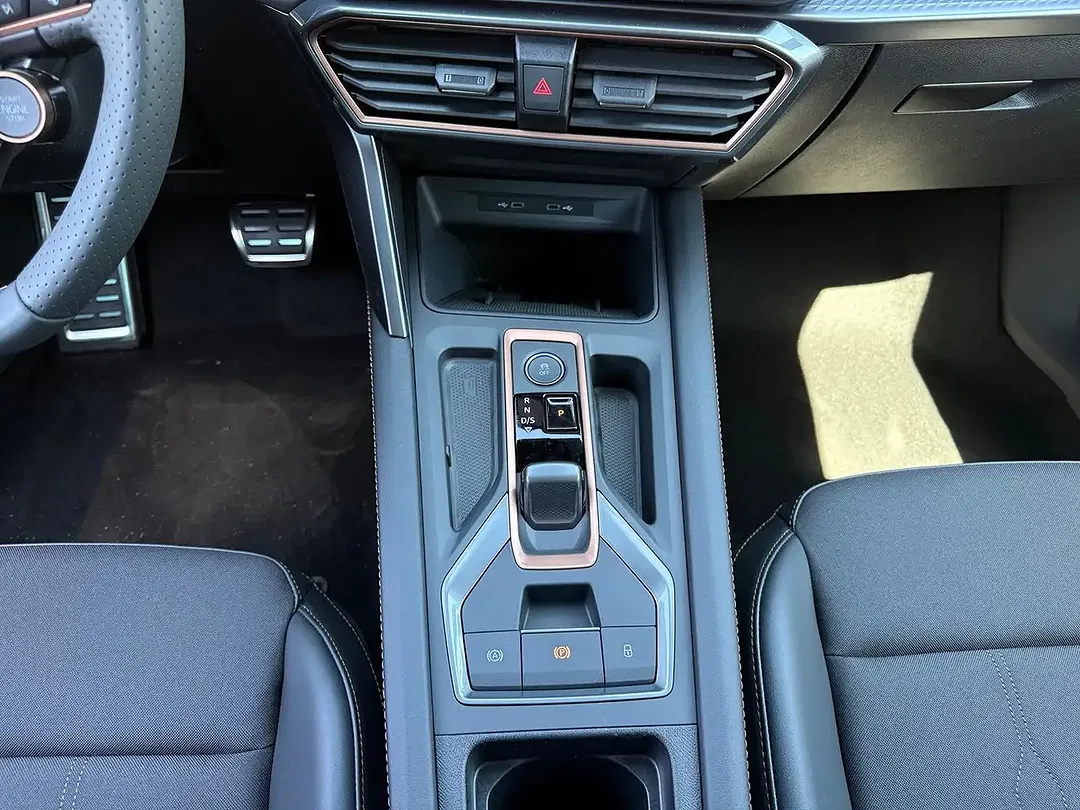 CUPRA Leon 2.0 TSI DSG 4Drive Sportstourer - Thumbnail 13