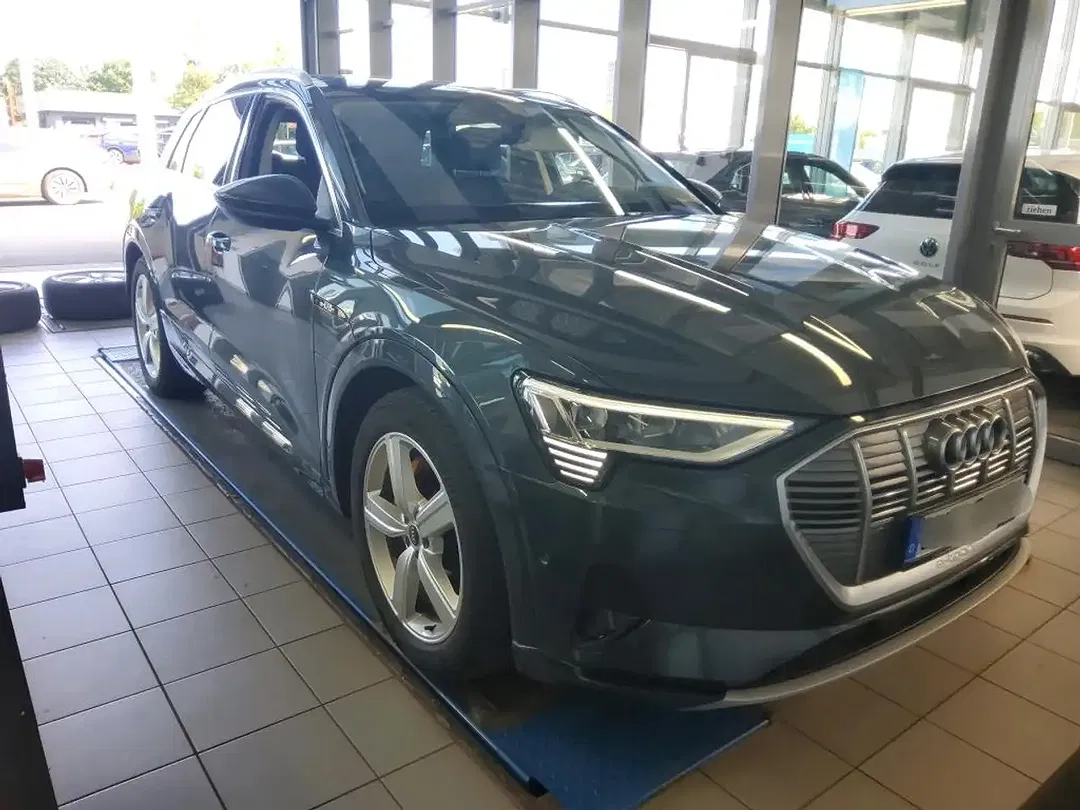 Audi e-tron 55 quattro advanced - Thumbnail 3