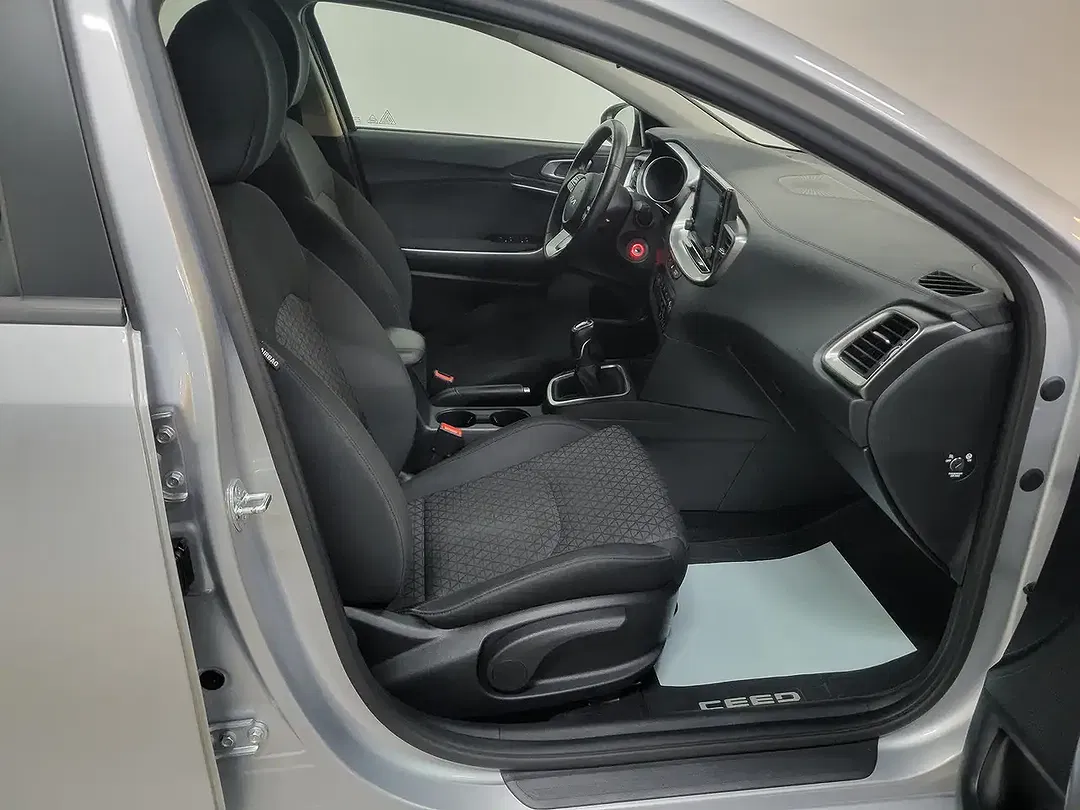 Kia Ceed / cee'd 1.5 T-GDI - Thumbnail 12