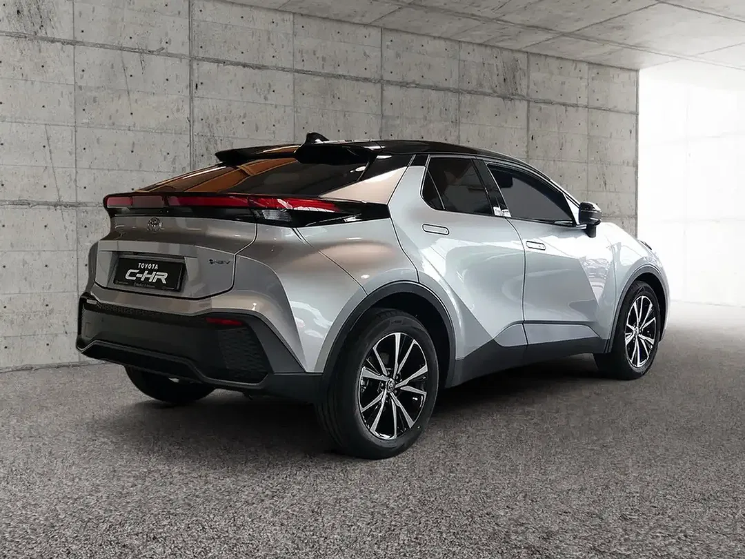 Toyota C-HR Hybrid Teamplayer - Thumbnail 6