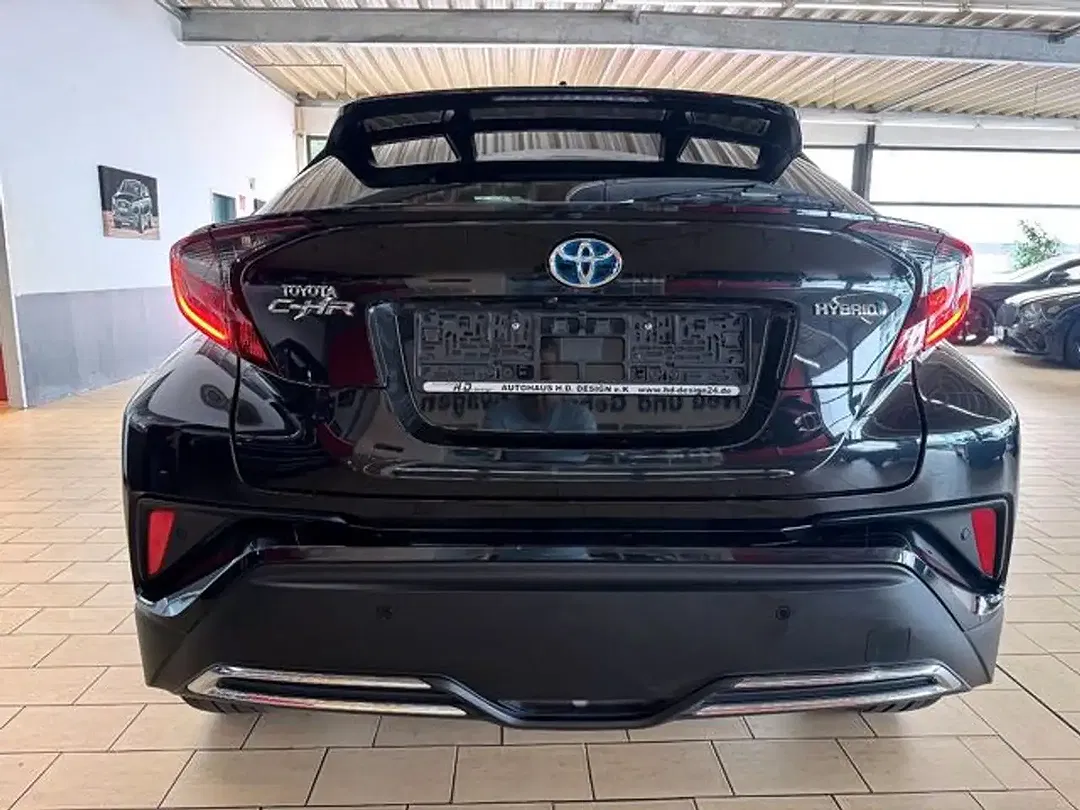 Toyota C-HR Hybrid Team Deutschland - Thumbnail 10