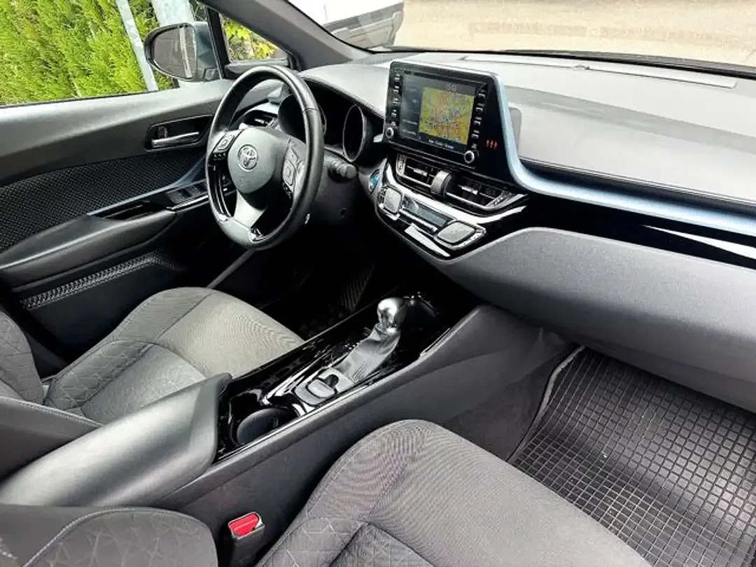 Toyota C-HR Hybrid Team Deutschland - Thumbnail 14