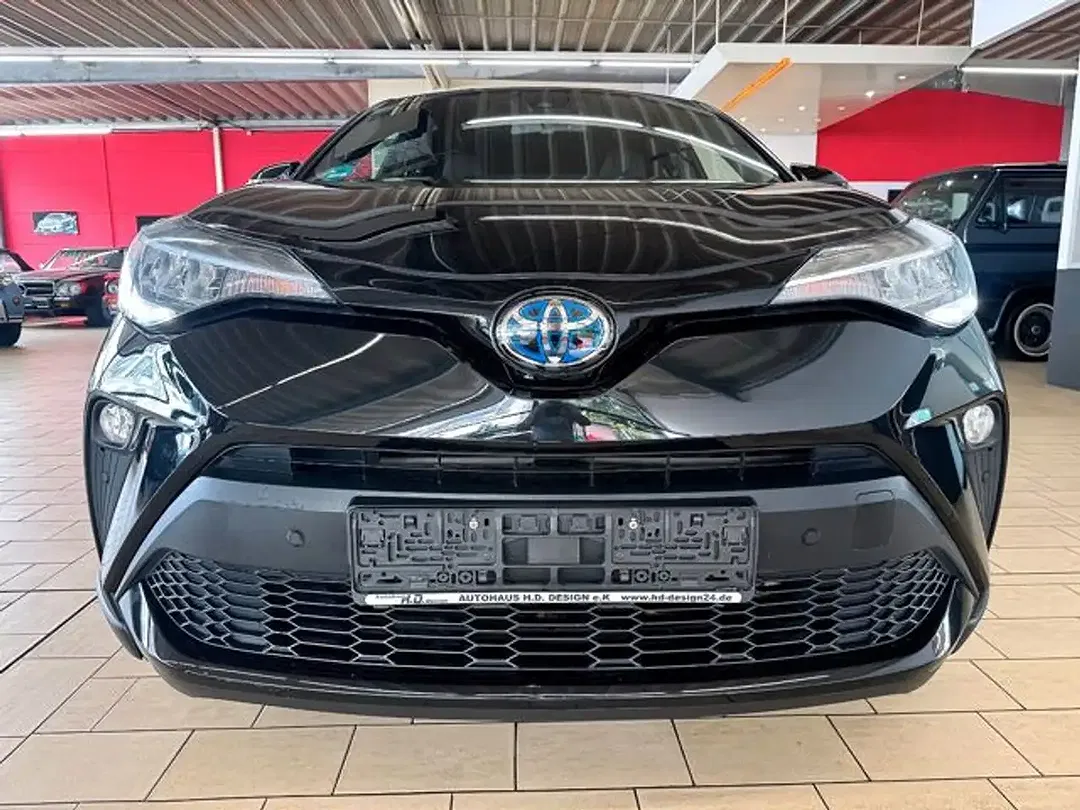 Toyota C-HR Hybrid Team Deutschland - Thumbnail 9