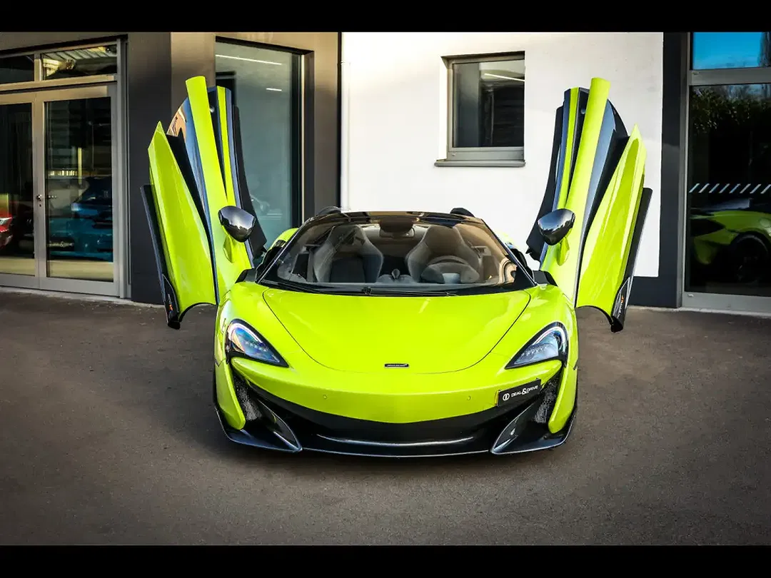 McLaren 600LT Spider - Thumbnail 5