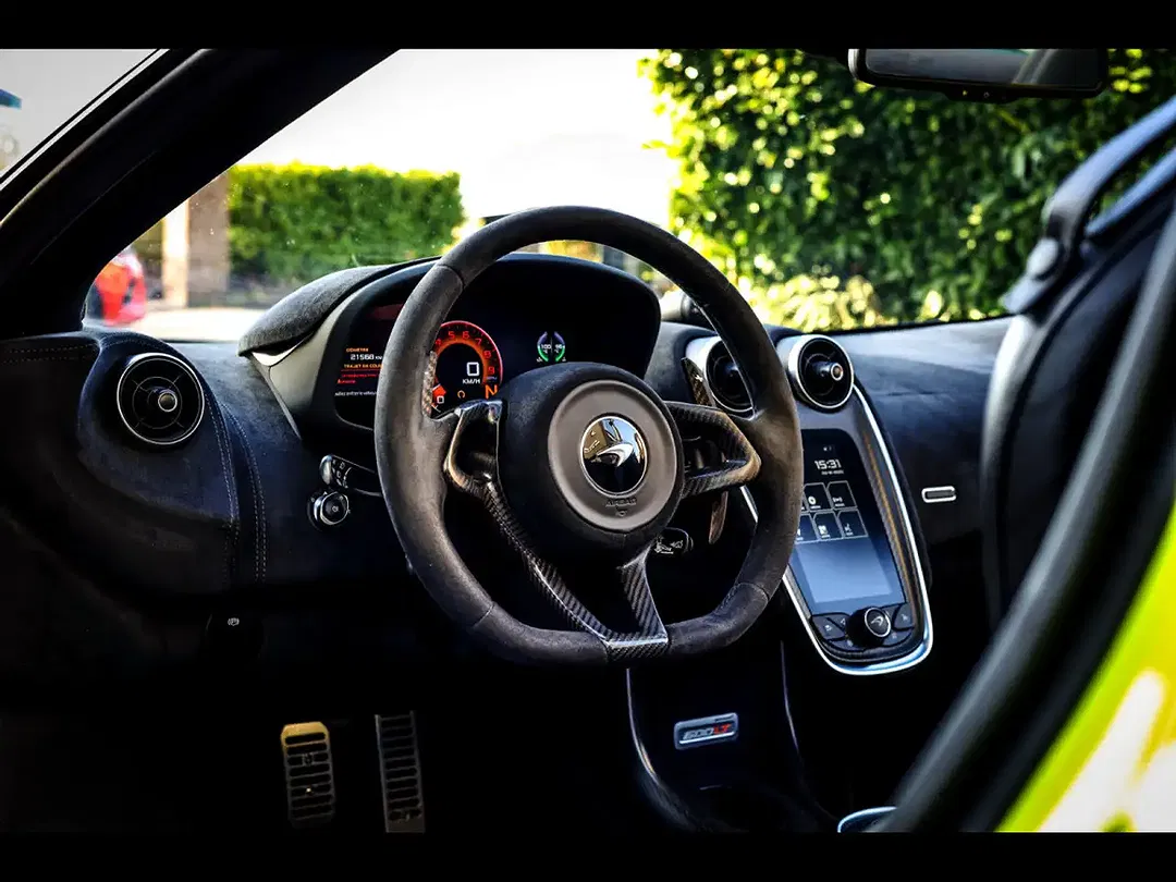 McLaren 600LT Spider - Thumbnail 8