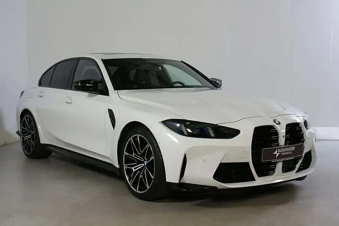 BMW M3 Competition - Thumbnail 2