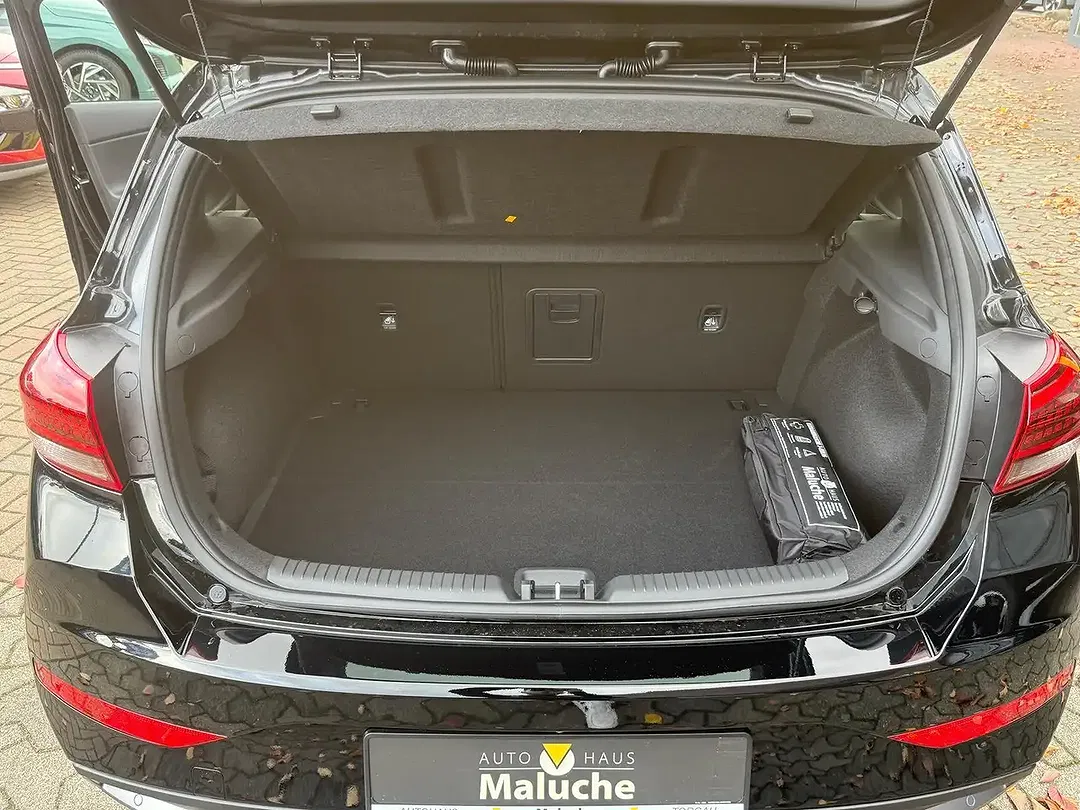 Hyundai i30 Advantage - Thumbnail 7