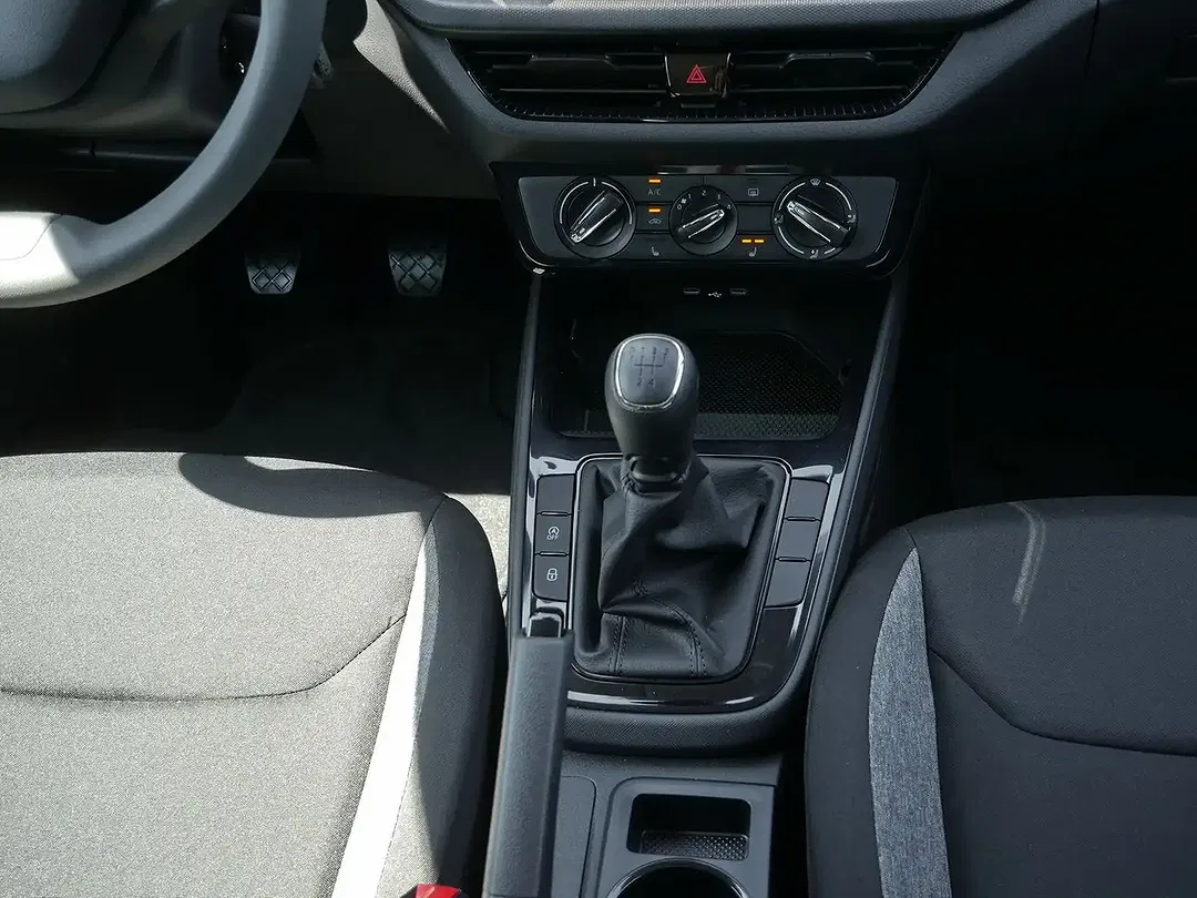 Skoda Fabia 1.0 TSI Essence - Thumbnail 6
