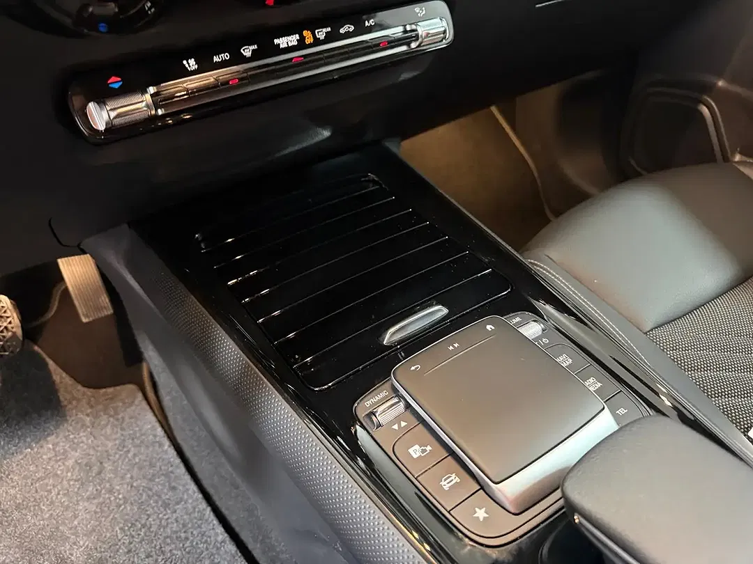 Mercedes-Benz GLB 180 Progressive - Thumbnail 18