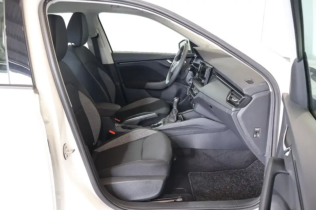 Skoda Kamiq 1.0 TSI Active - foto 13