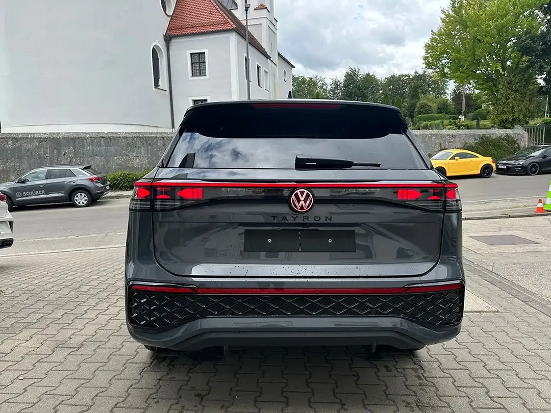 Volkswagen Tayron eHybrid R-Line - Thumbnail 4