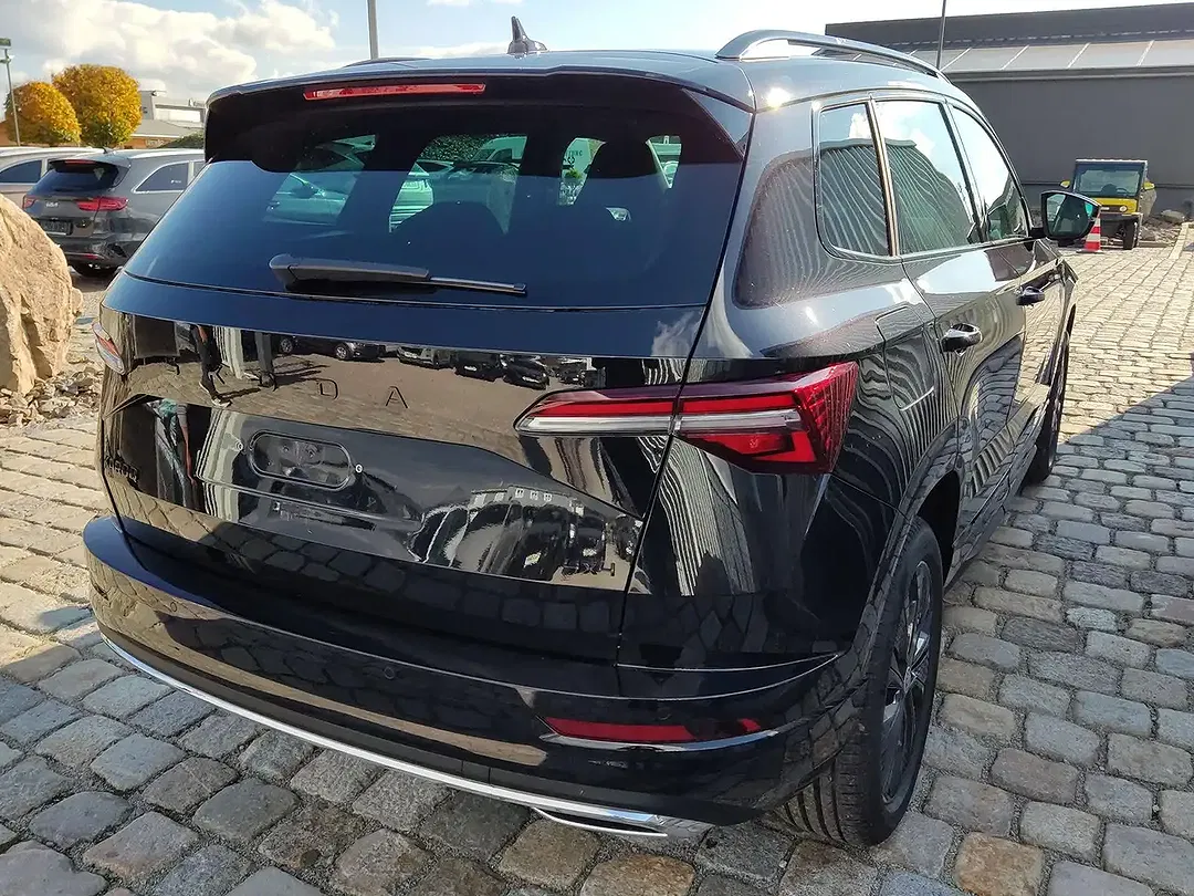 Skoda Karoq 2.0 TDI DSG 4x4 Sportline - Thumbnail 2