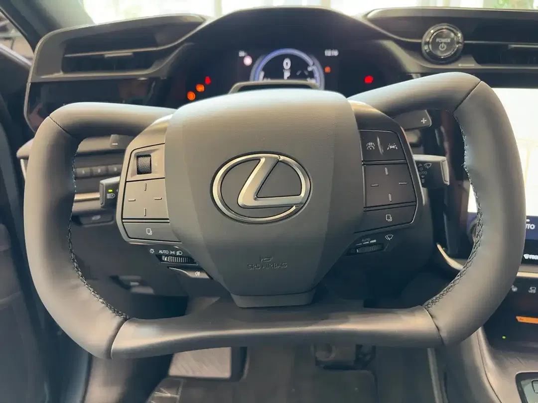 Lexus RZ DIRECT4 Luxury - Thumbnail 14