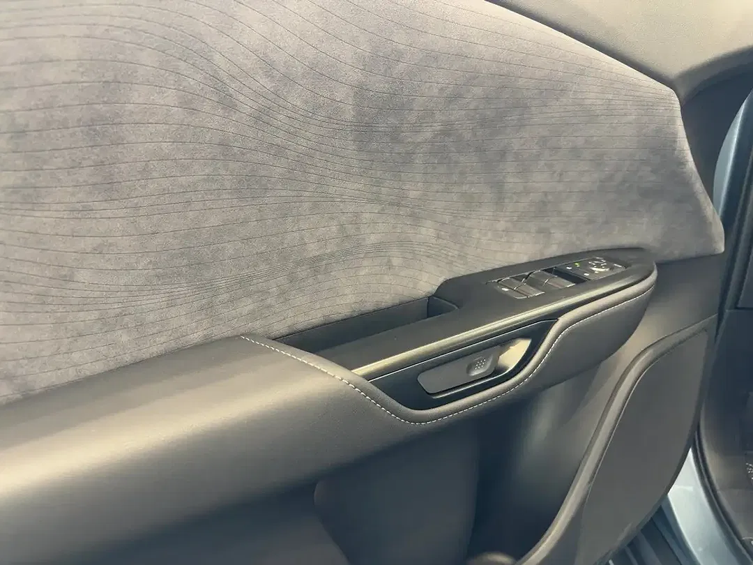 Lexus RZ DIRECT4 Luxury - foto 15