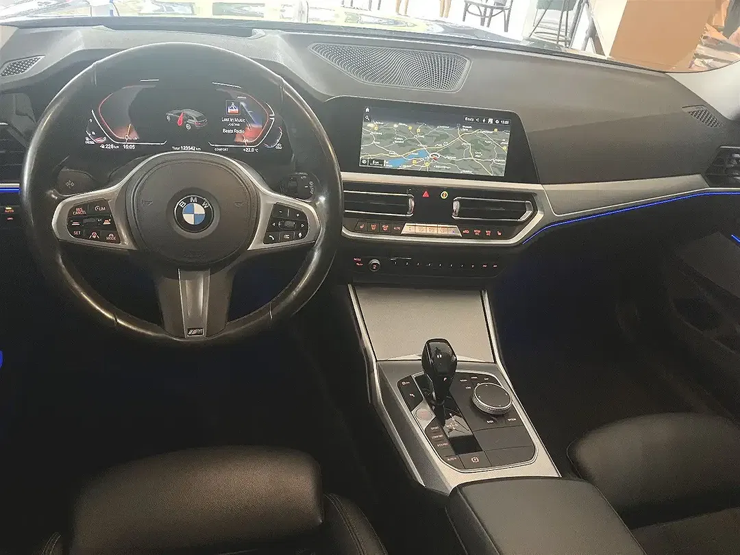 BMW 318 Sport Line - Thumbnail 6