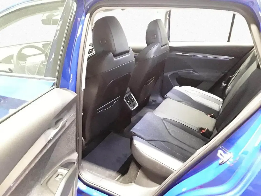 Skoda Elroq 50 Loft - Thumbnail 8