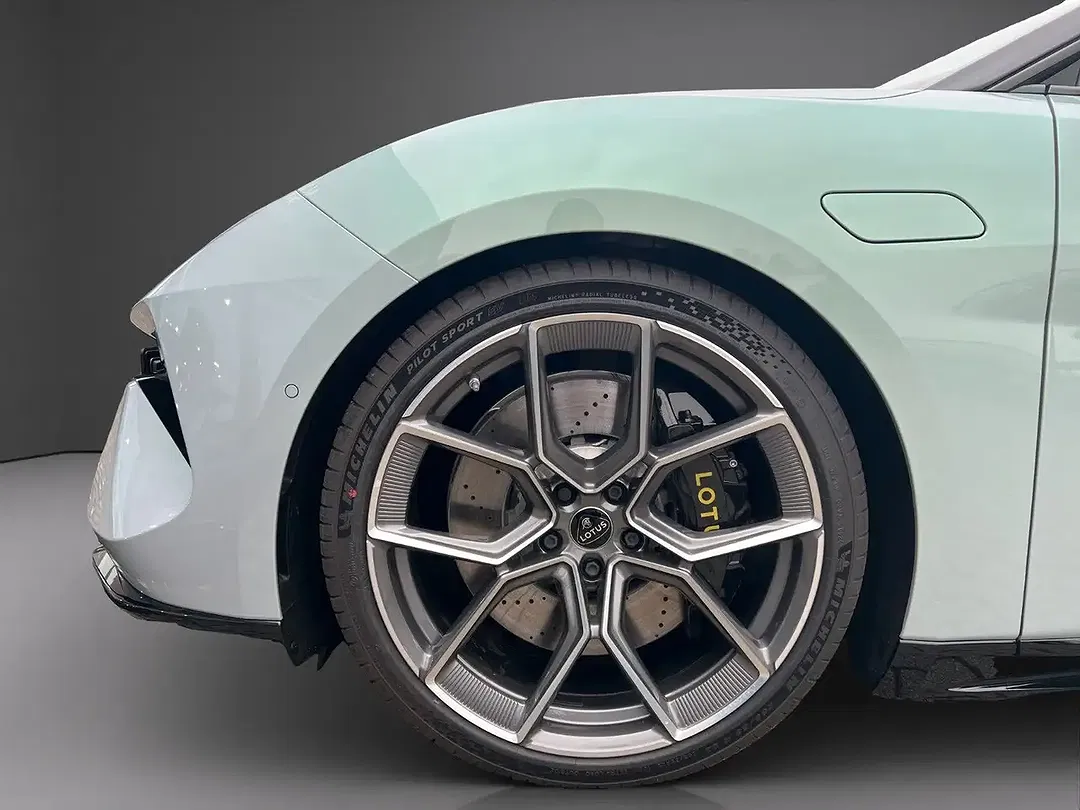 Lotus Emeya S - Thumbnail 10