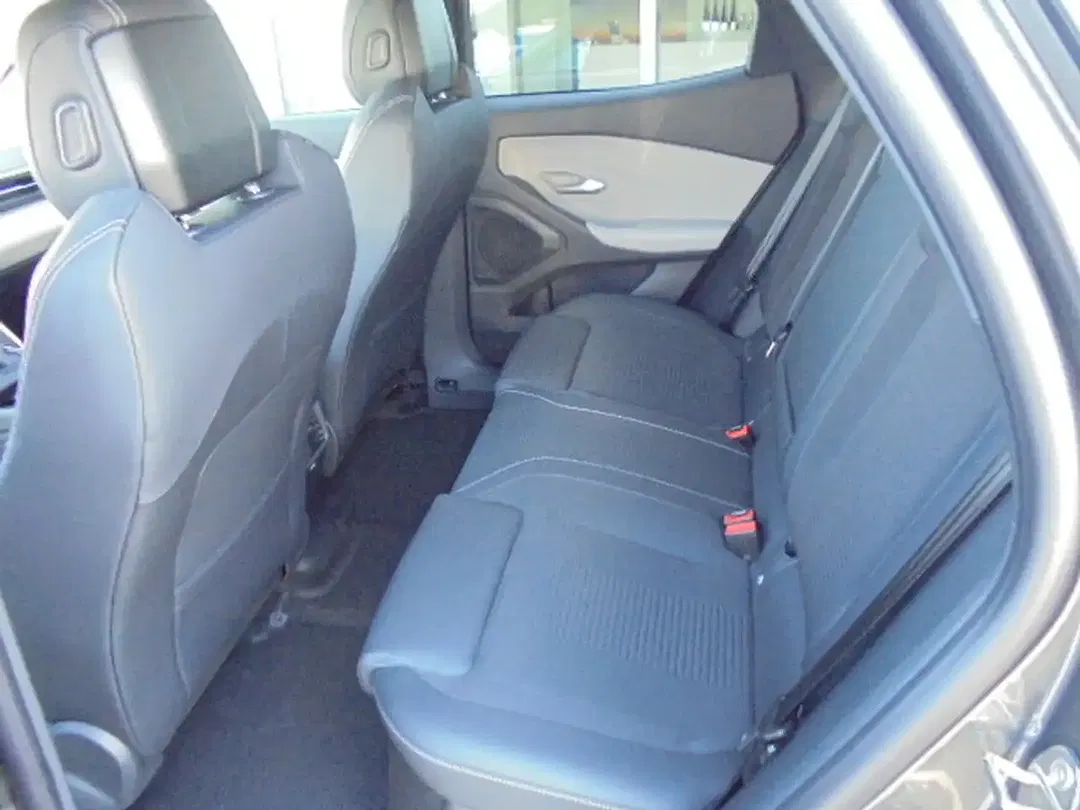 Ford Explorer Select - Thumbnail 6