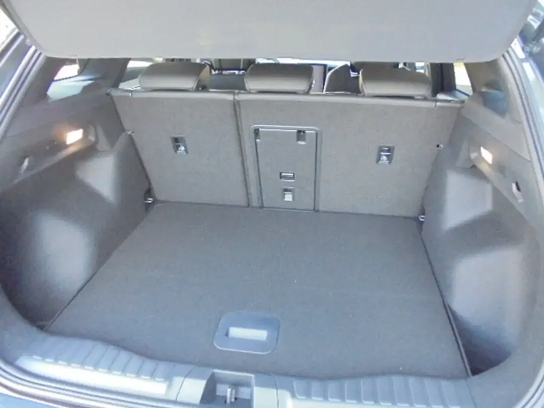 Ford Explorer Select - Thumbnail 7