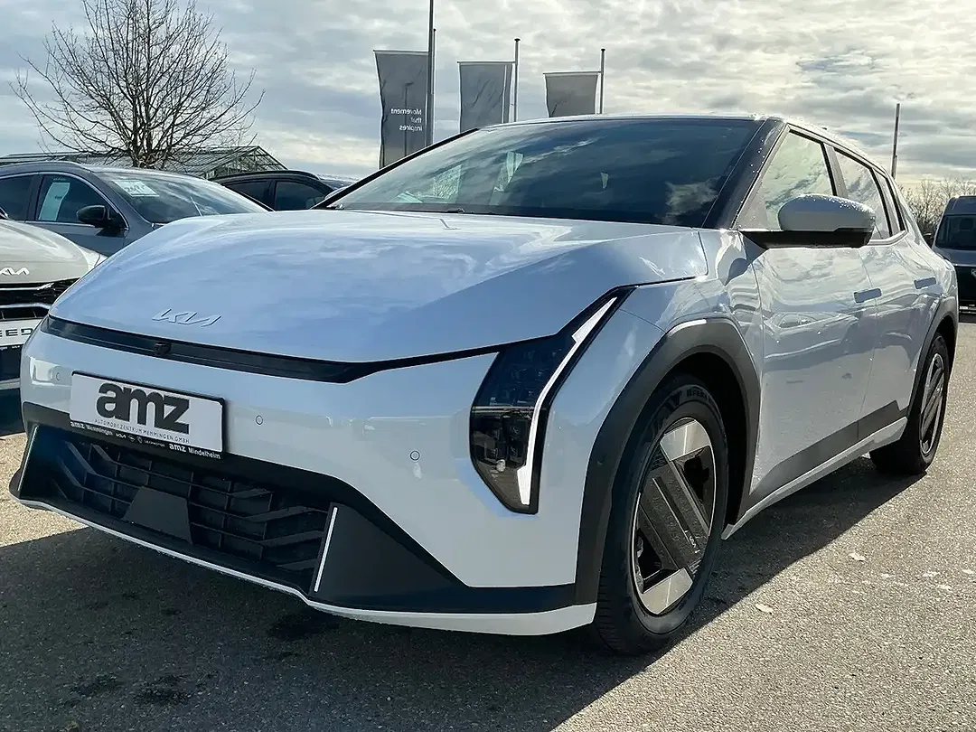 Kia EV4 Earth - Thumbnail 4