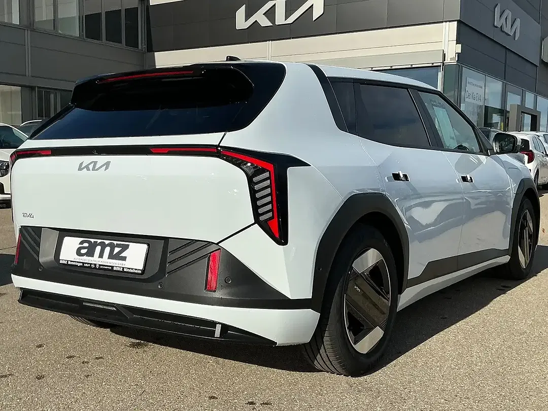 Kia EV4 Earth - Thumbnail 7