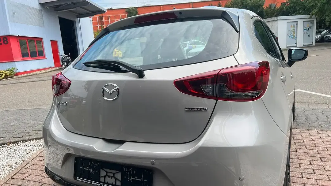 Mazda 2 - Thumbnail 10