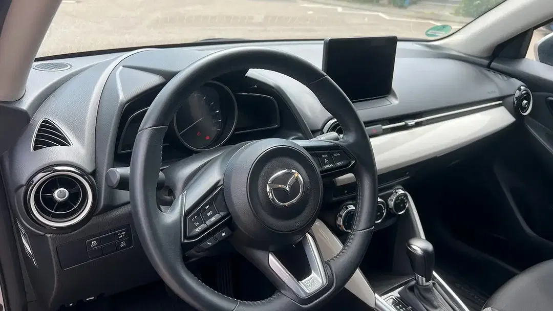 Mazda 2 - Thumbnail 13