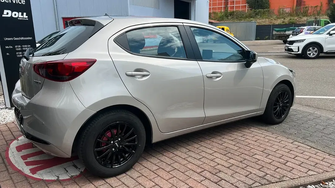 Mazda 2 - Thumbnail 7