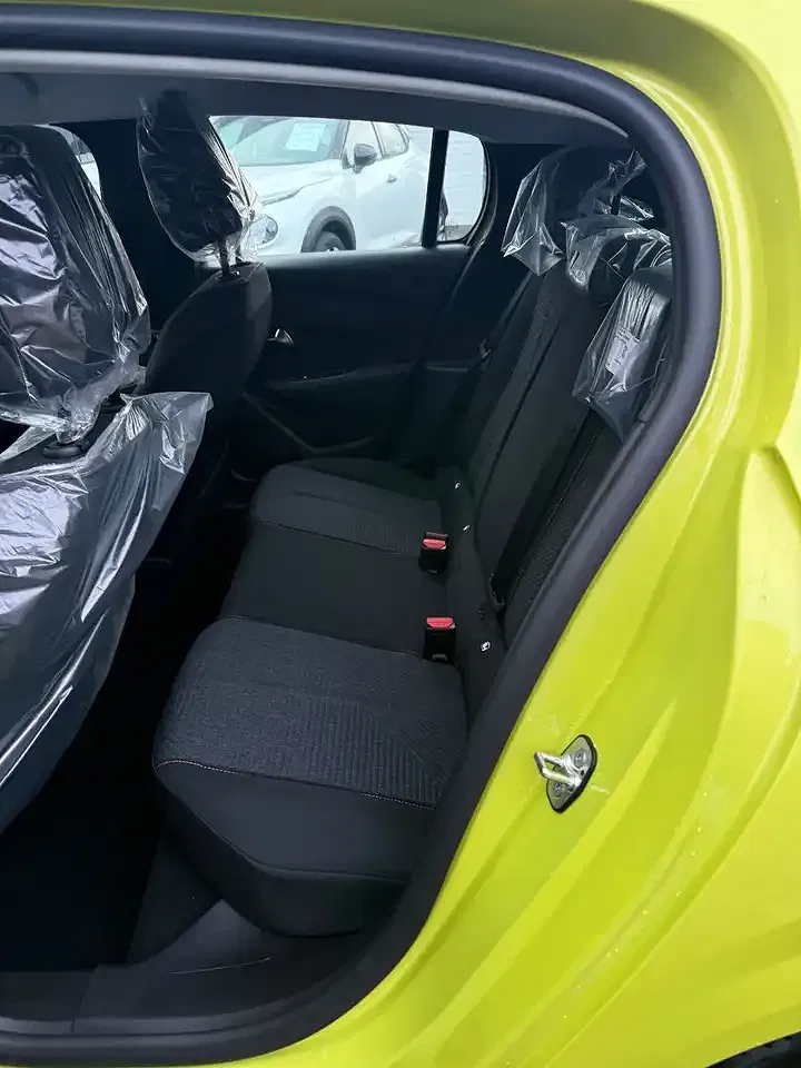 Peugeot 208 Style - Thumbnail 10