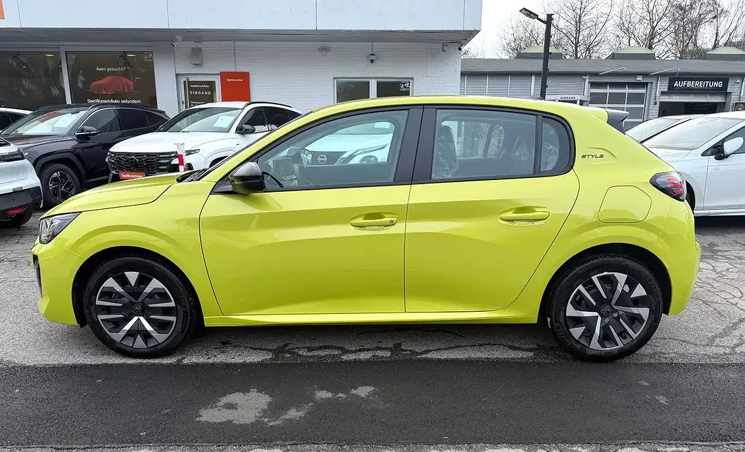 Peugeot 208 Style - Thumbnail 5