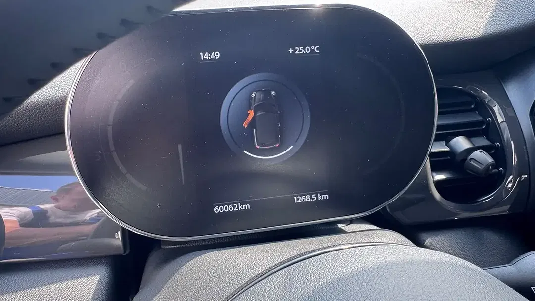 MINI Cooper Essential Trim - Thumbnail 10