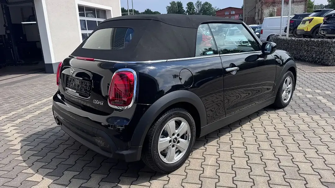 MINI Cooper Essential Trim - Thumbnail 5