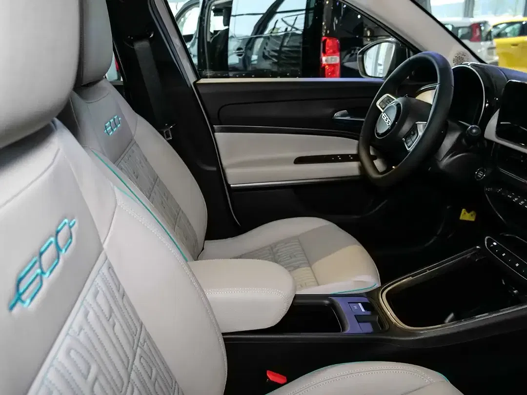 Fiat 600 Hybrid DCT La Prima - Thumbnail 13